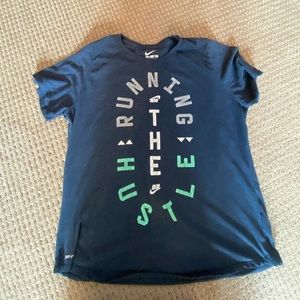 Nike T-shirt